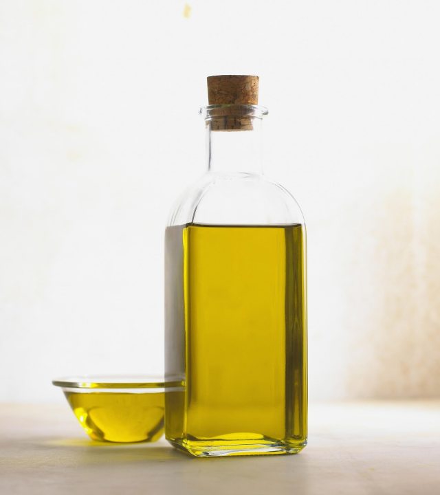 olive-oil-356102_1920